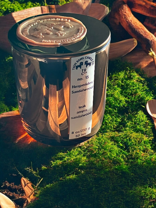 no. 15 Hesperides Sandalwood Candle